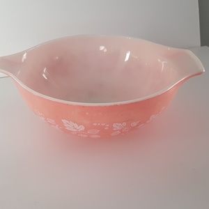 Pink pyrex Bowl Large